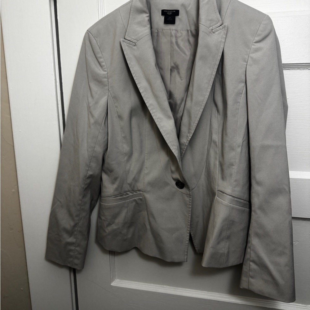 Ann Taylor Women's Gray Blazer